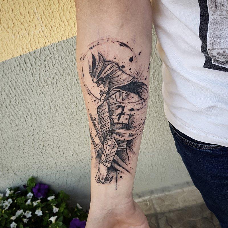 Tatouage Guerrier Sur L'avant Bras