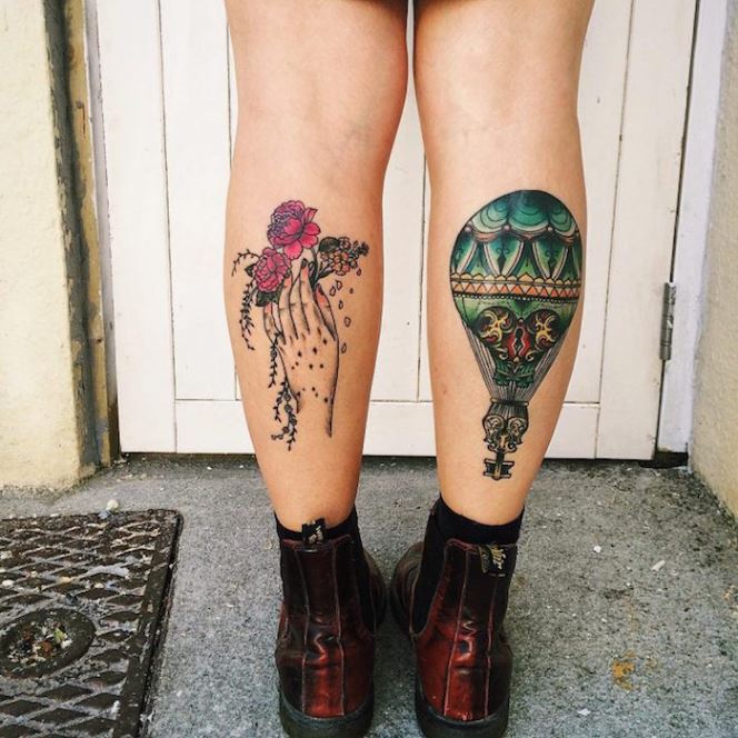 Tatouage Fleurs Et Montgolfière Old School