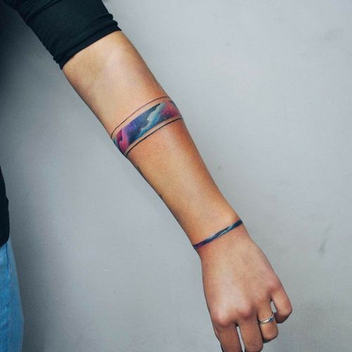 Tatouage Bracelet En Bande Colorée