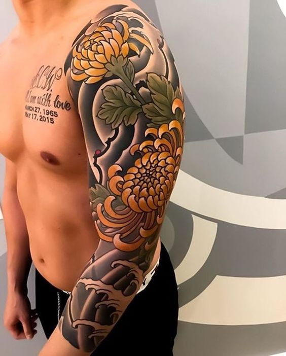 Tatouage Chrysanthème Jaune Sur Le Bras