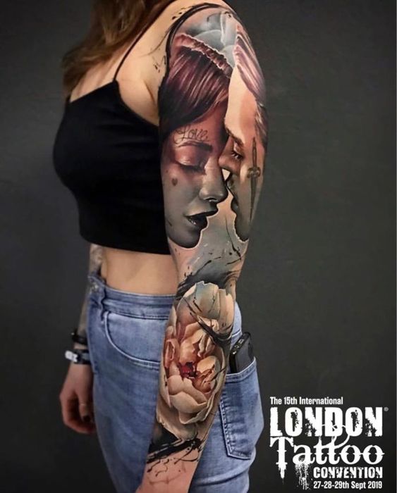 Tatouage Femme, Homme Et Rose Sur Le Bras