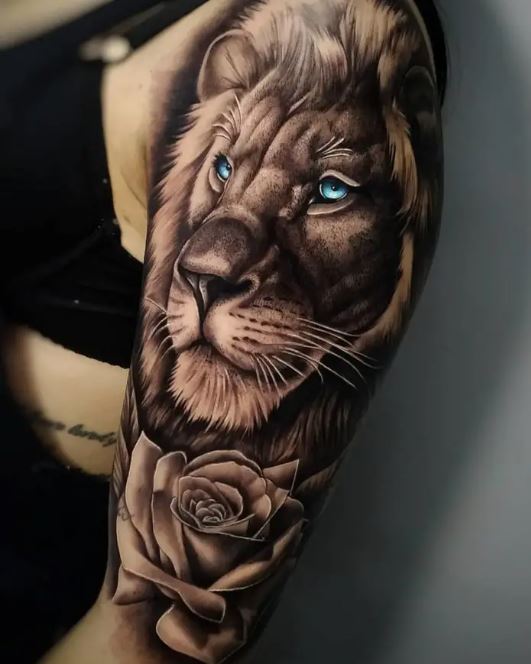Tatouage Lion Et Rose Sur Le Bras
