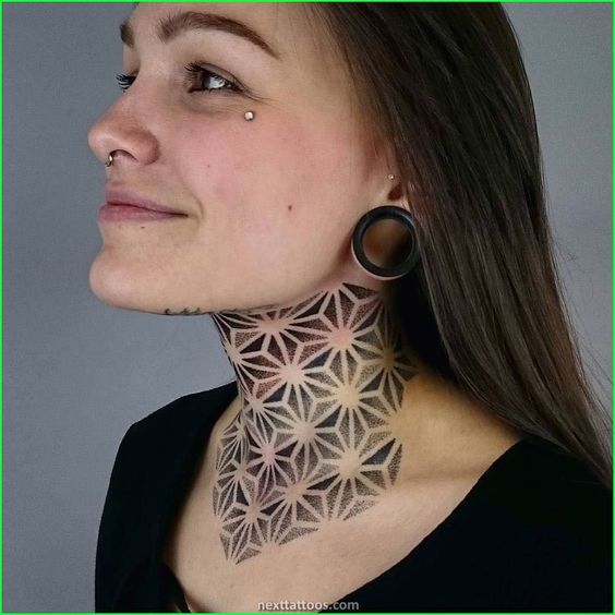 Tatouage étoiles Géométriques Sur Le Cou