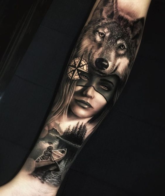 Tatouage Femme Et Loup Sur L'avant Bras