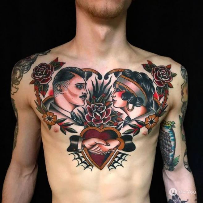 Tatouage Roses Et Couple Sur Le Torse