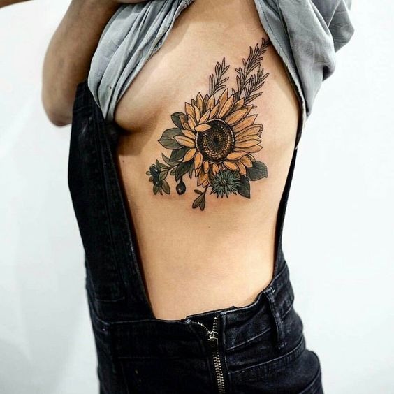 Tatouage Tournesol Sur Les Côtes