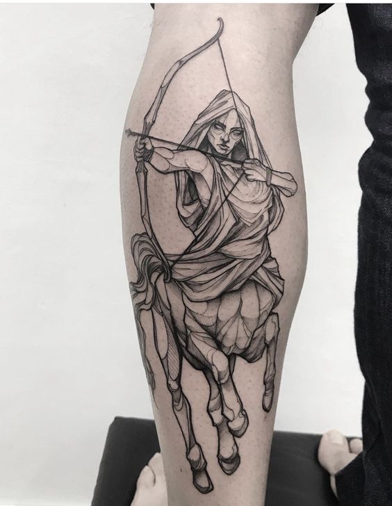 Tatouage Centaure Archer Graphique Sur Le Mollet